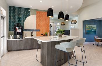 24-Hour clubhouse with coffee bar and wi-fi